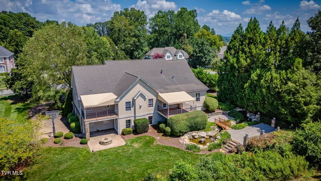 $1,100,000 | 3 Straw Flower Place, Johnson City, TN 37604