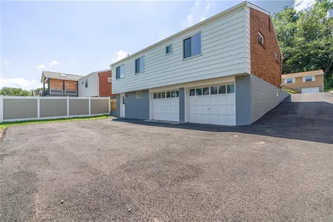 $210,000 | 1625 Loretta Drive, Pittsburgh, PA 15235