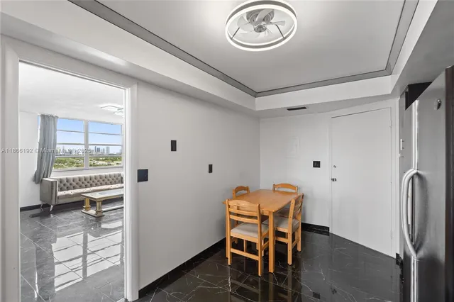 $2,200 | 1351 Northeast Miami Gardens Drive, Unit 1506E, Miami, FL 33179