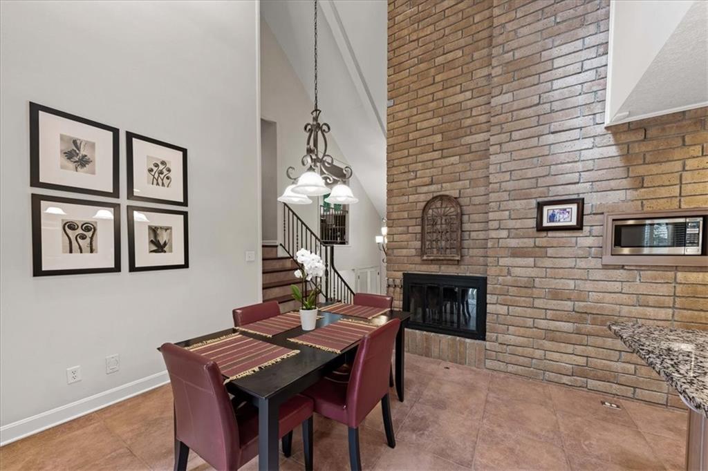 12503 Overbrook Road Leawood, KS 66209 - Photo 12 of 33