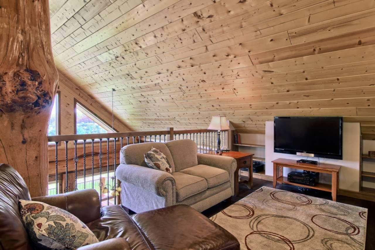 9714 Erdman Road Onekama, MI 49675 - Photo 14 of 32 IMG_1145-HDR(6)-1280 - Copy