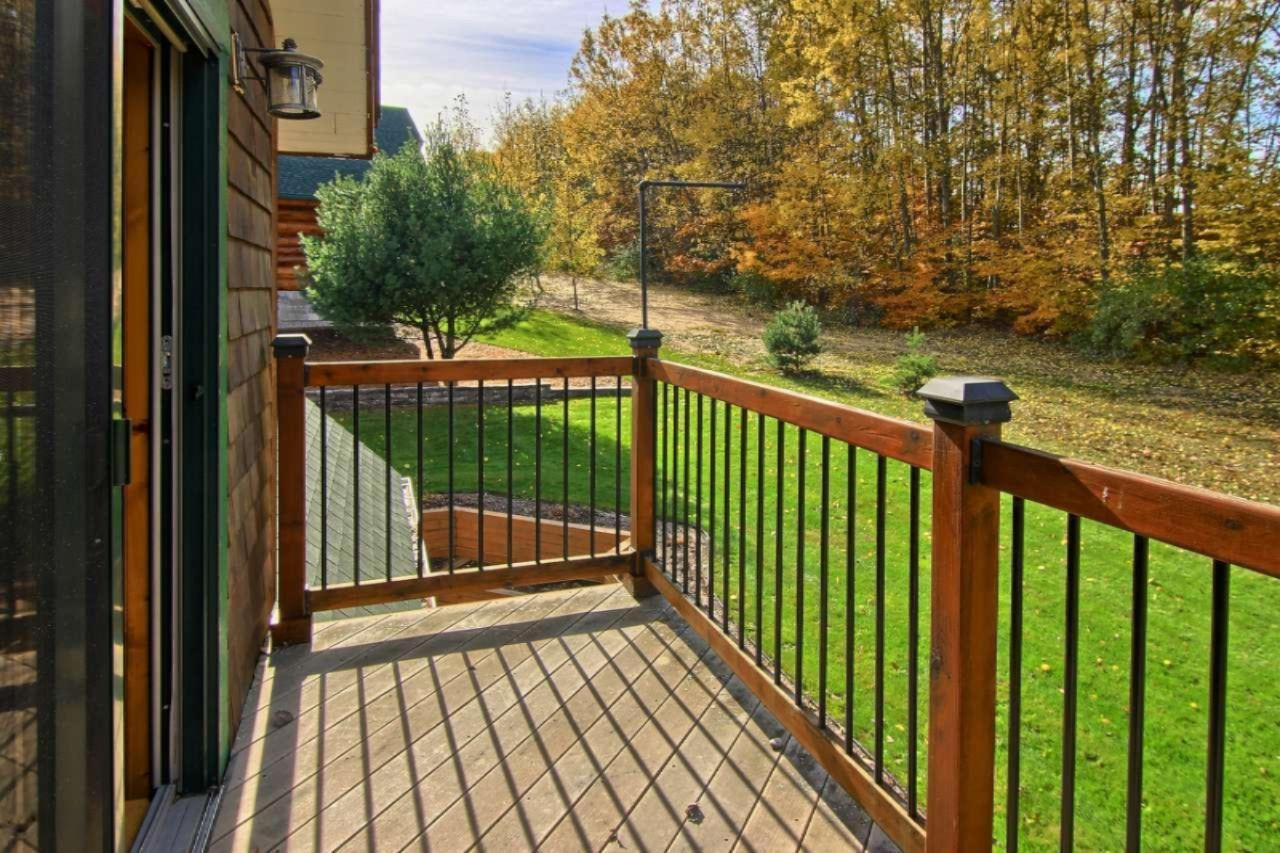 9714 Erdman Road Onekama, MI 49675 - Photo 29 of 32 IMG_1451-HDR(6)-1280