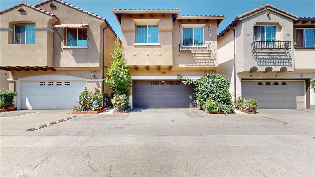 10351 Diamond Pacoima, CA 91331 - Photo 2 of 43