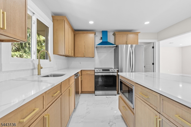 14 Lewisburg Road Wantage, NJ 07461 - Photo 11 of 41