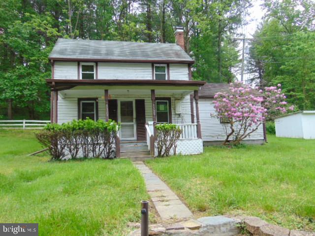 1529 Thurston Road Dickerson, MD 20842 - Photo 1 of 13 Front