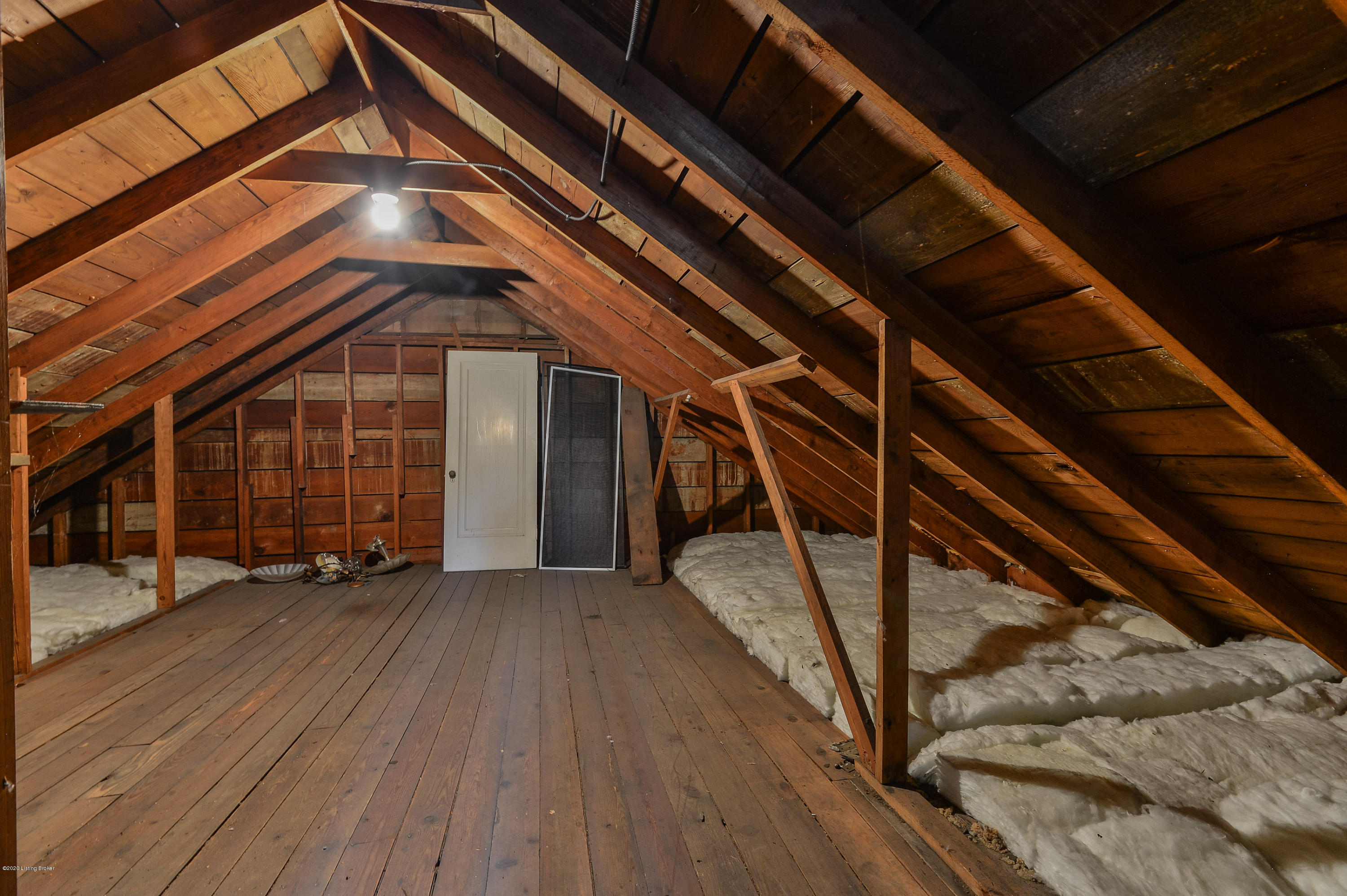 3417 Lexington Road Louisville, KY 40207 - Photo 28 of 38 Attic