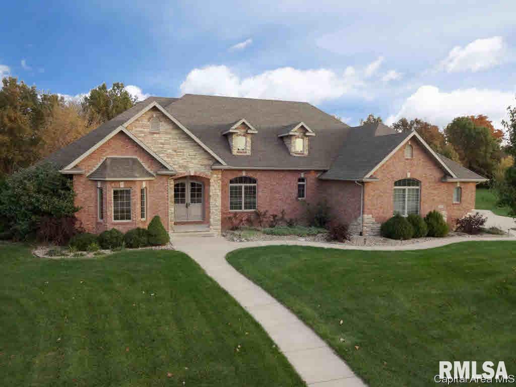 3605 Vanderbilt Circle Springfield, IL 62711 - Photo 2 of 36