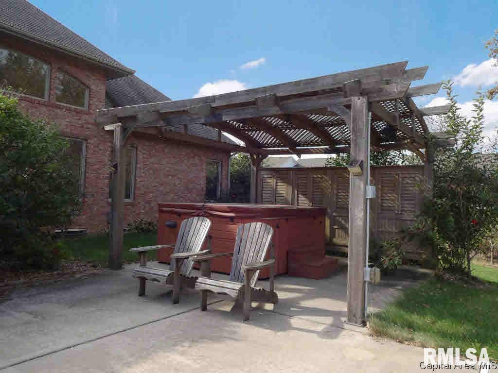 3605 Vanderbilt Circle Springfield, IL 62711 - Photo 33 of 36