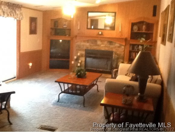 911 Smith Farm Road St. Pauls, NC 28384 - Photo 6 of 21 Gallery Image 6