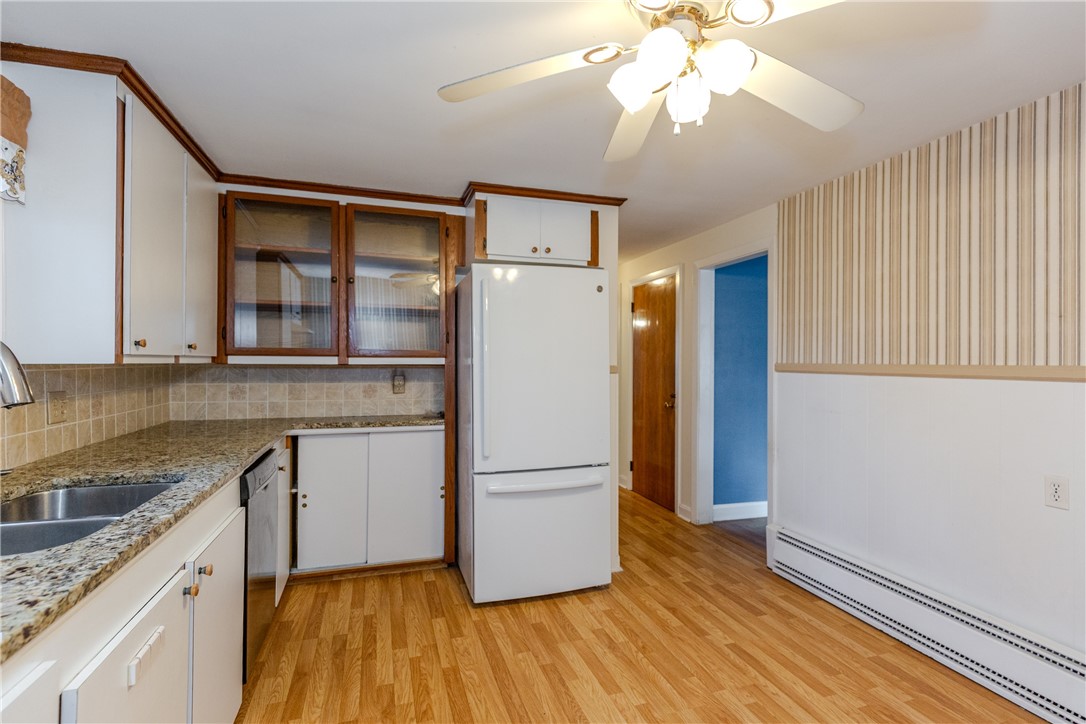 19 Coulters Road Cranston, RI 02920 - Photo 13 of 42
