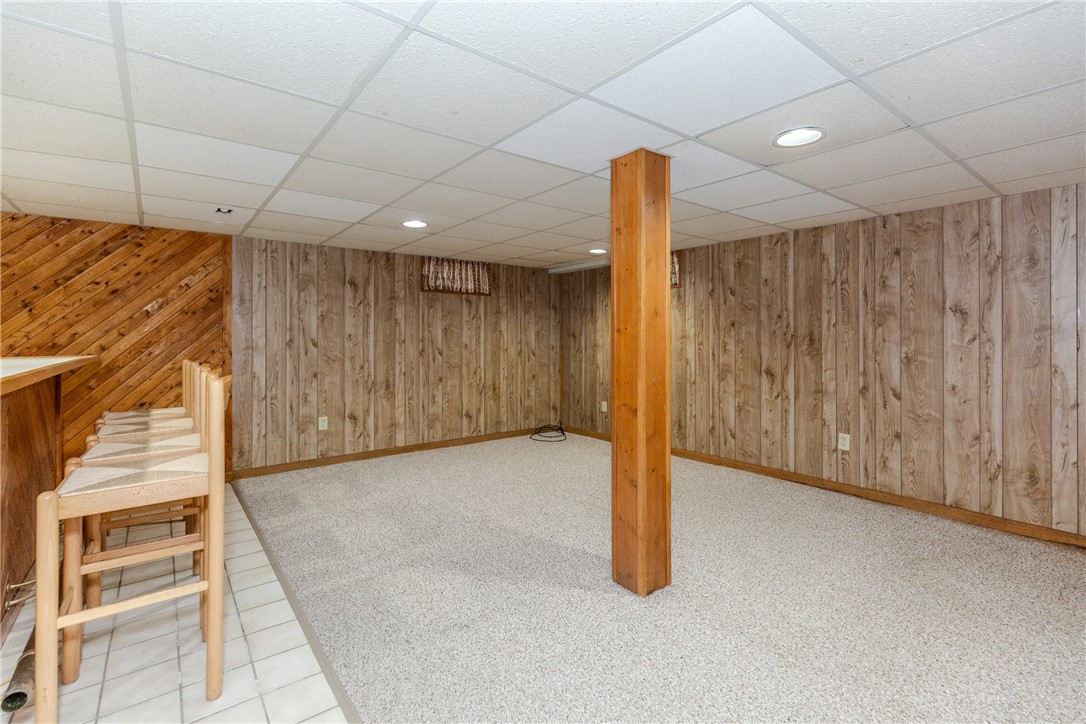 19 Coulters Road Cranston, RI 02920 - Photo 25 of 42