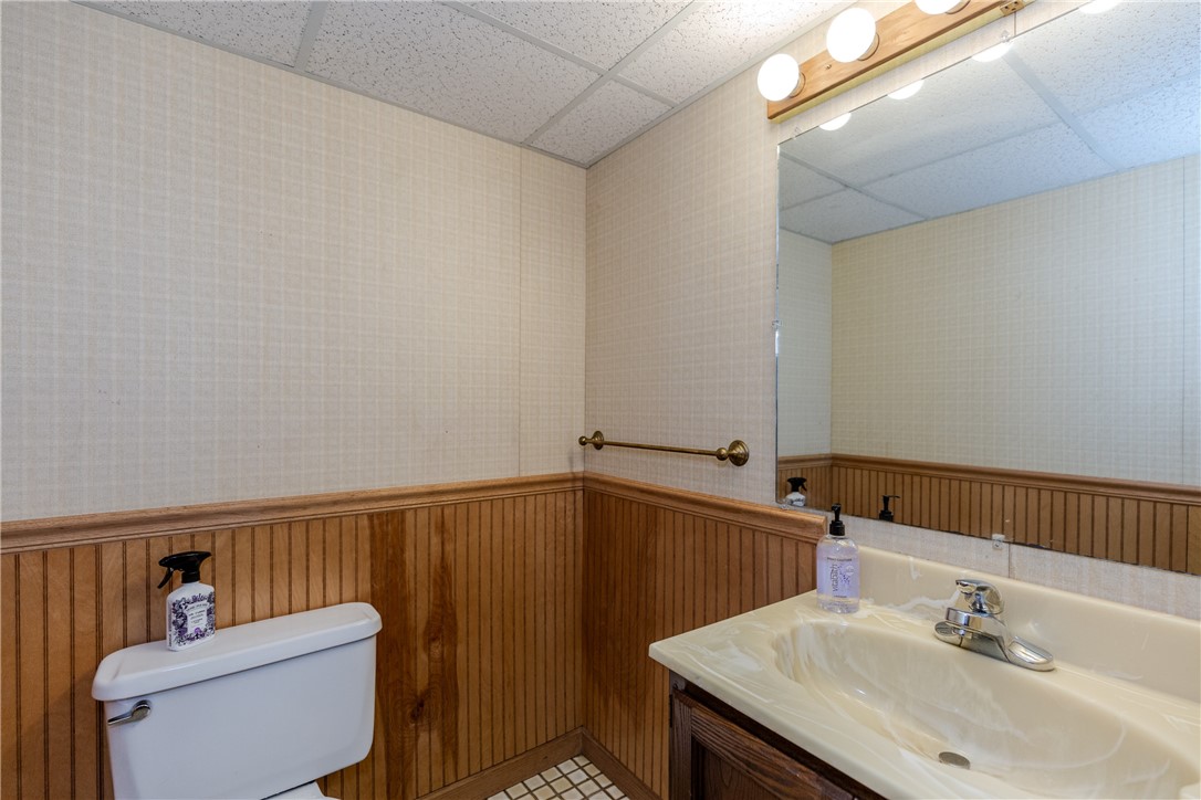 19 Coulters Road Cranston, RI 02920 - Photo 29 of 42