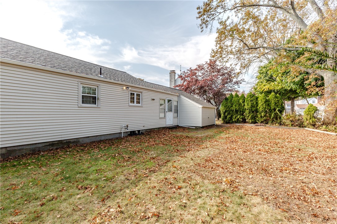 19 Coulters Road Cranston, RI 02920 - Photo 36 of 42