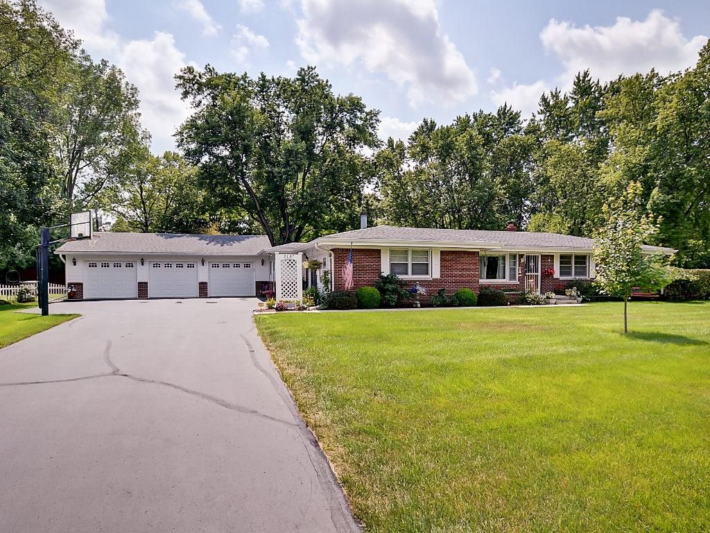 2137 Rosedale Drive Indianapolis, IN 46227 - Photo 2 of 26