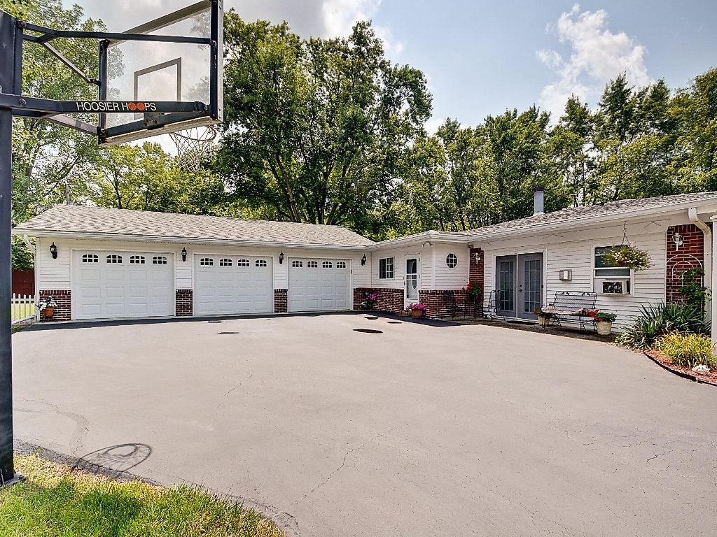 2137 Rosedale Drive Indianapolis, IN 46227 - Photo 3 of 26