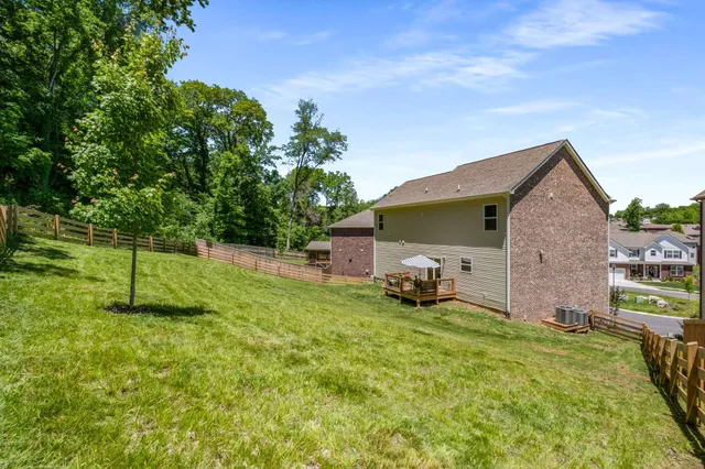 $585,000 | 1133 Parklawn Drive, Nashville, TN 37211