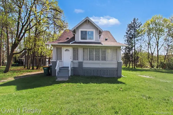 $237,900 | 6023 Wayne Road, Romulus, MI 48174