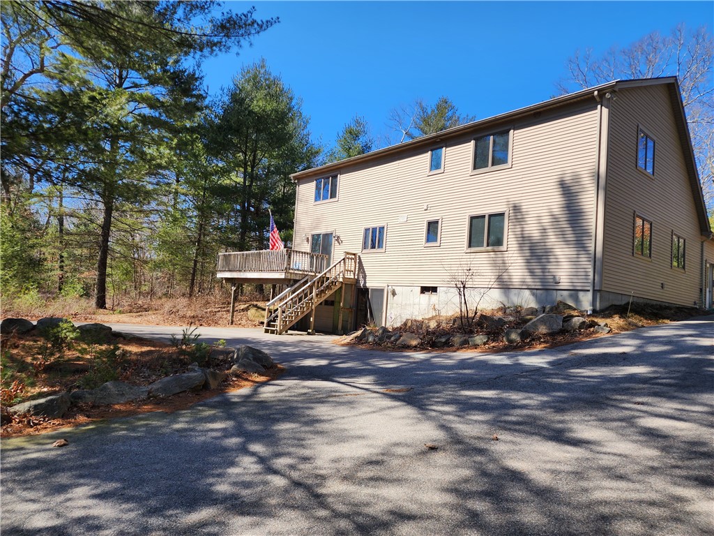 18 Isthmus Road Foster, RI 02825 - Photo 3 of 34