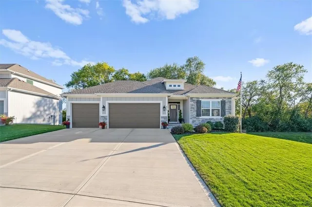 $659,900 | 2787 Southwest 12th Terrace, Lee's Summit, MO 64081