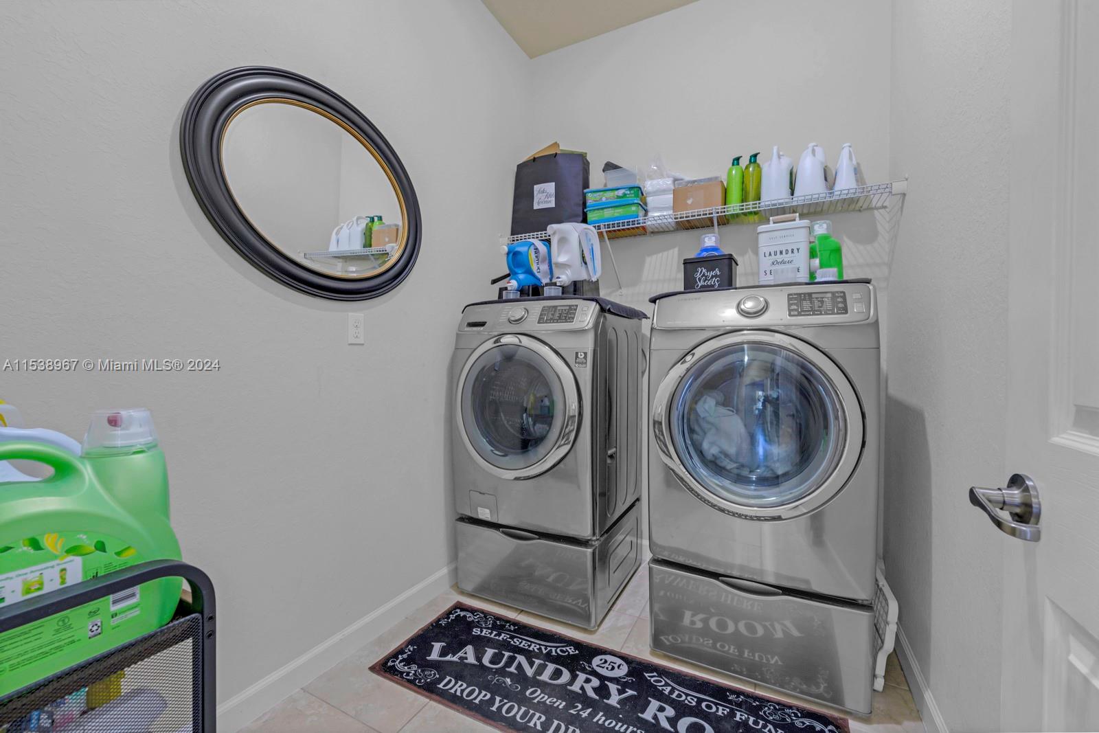 24084 Southwest 113th Path Homestead, FL 33032 - Photo 18 of 37