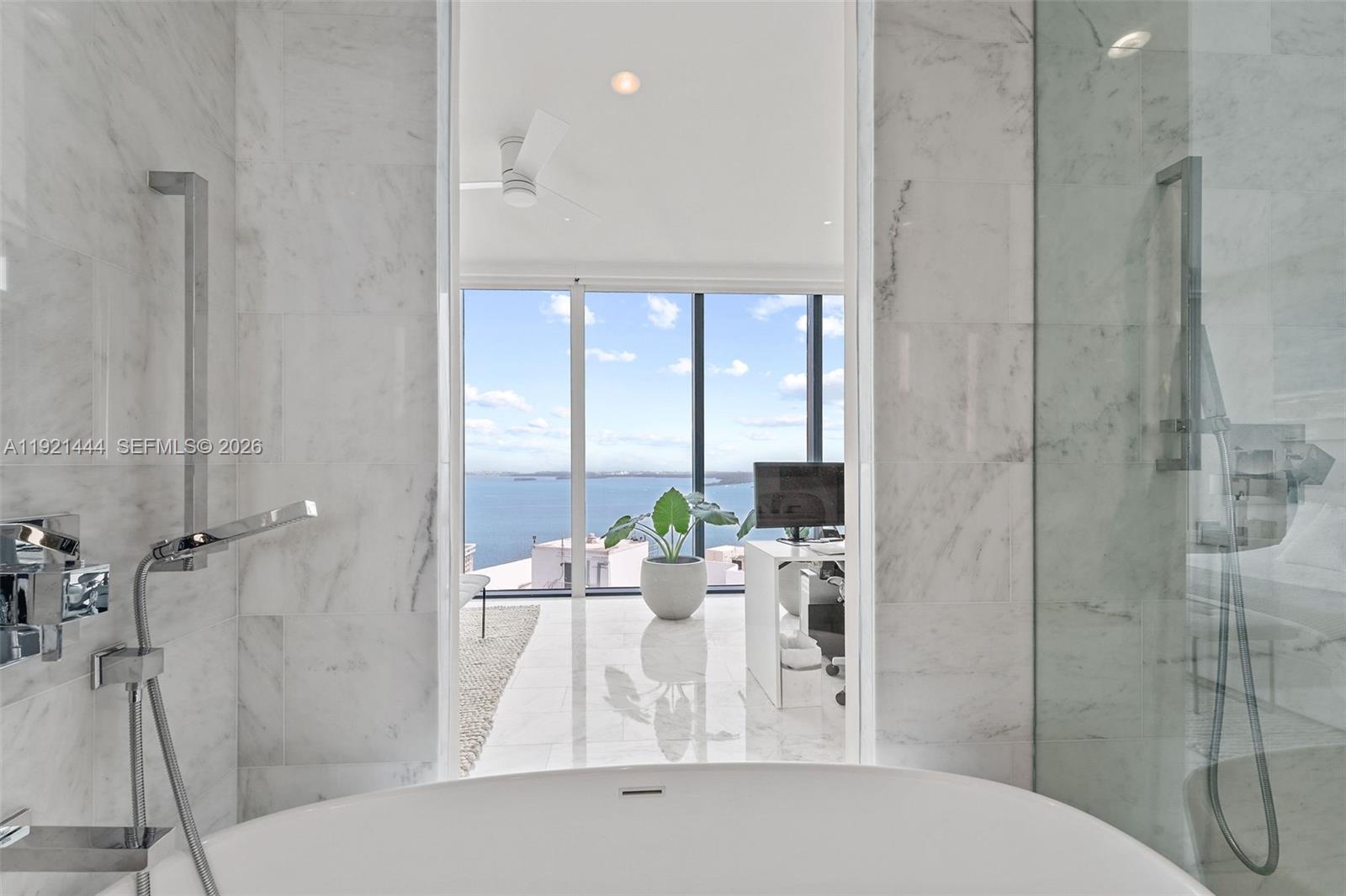 1451 Brickell Avenue, Unit 2802 Miami, FL 33131 - Photo 22 of 38