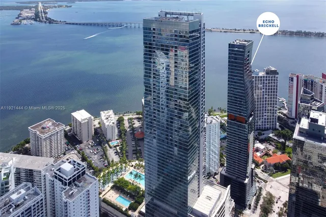 $2,500,000 | 1451 Brickell Avenue, Unit 2802, Miami, FL 33131