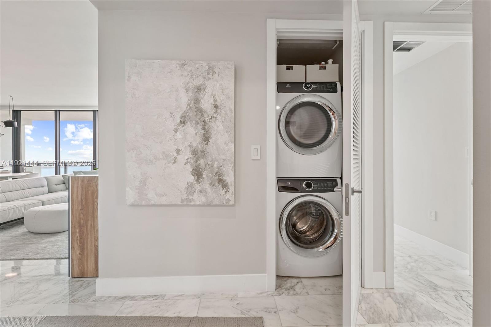 1451 Brickell Avenue, Unit 2802 Miami, FL 33131 - Photo 10 of 38