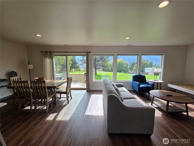 $1 | 1 Lodge 630-l Manson Wa 98831, Manson, WA 98831