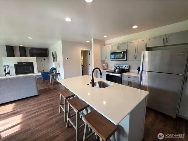 $1 | 1 Lodge 630-l Manson Wa 98831, Manson, WA 98831