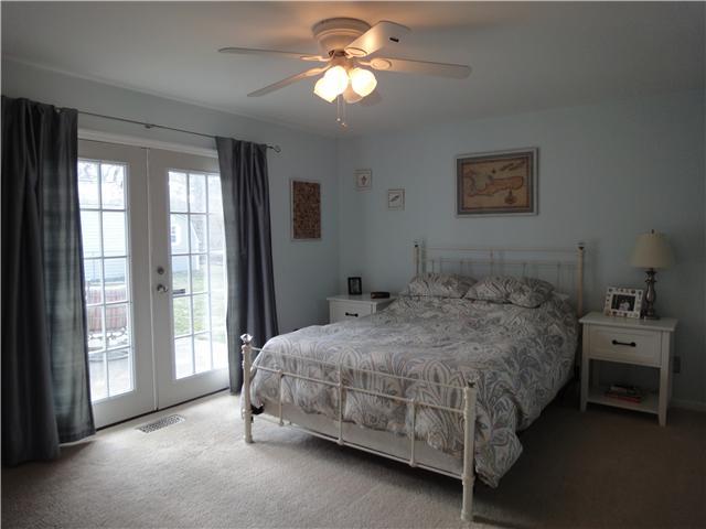 2105 Kentwell Road Columbus, OH 43221 - Photo 11 of 25