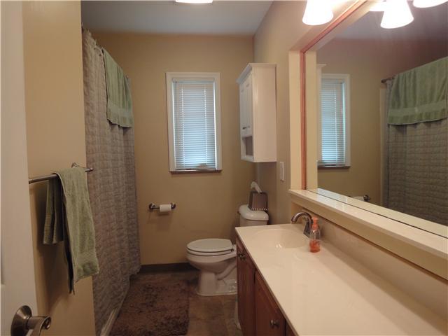 2105 Kentwell Road Columbus, OH 43221 - Photo 15 of 25