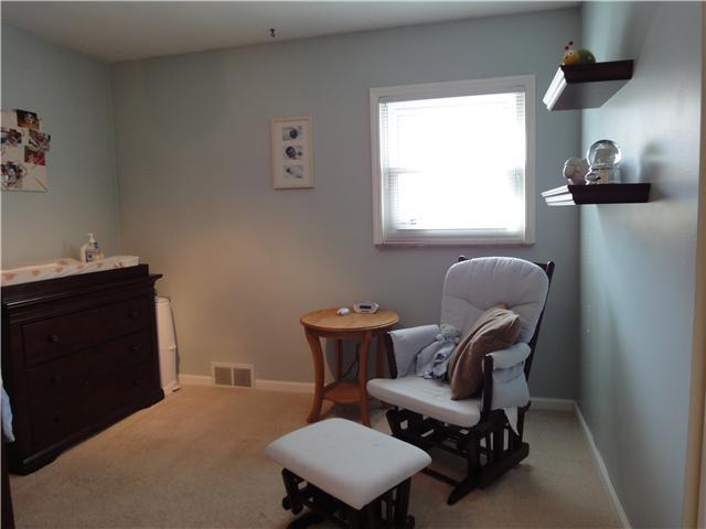 2105 Kentwell Road Columbus, OH 43221 - Photo 18 of 25