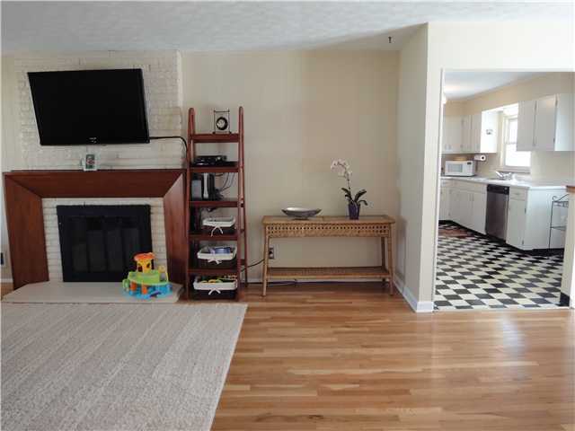 2105 Kentwell Road Columbus, OH 43221 - Photo 5 of 25