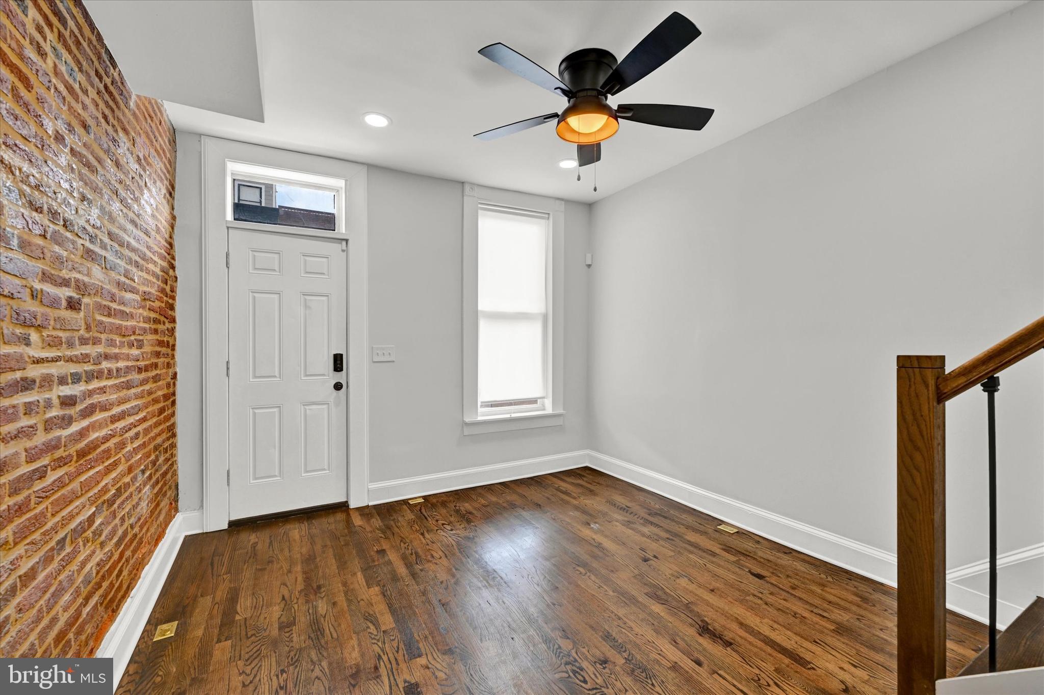 2 West Barney Street, Unit 1 Baltimore, MD 21230 - Photo 7 of 25 living room
