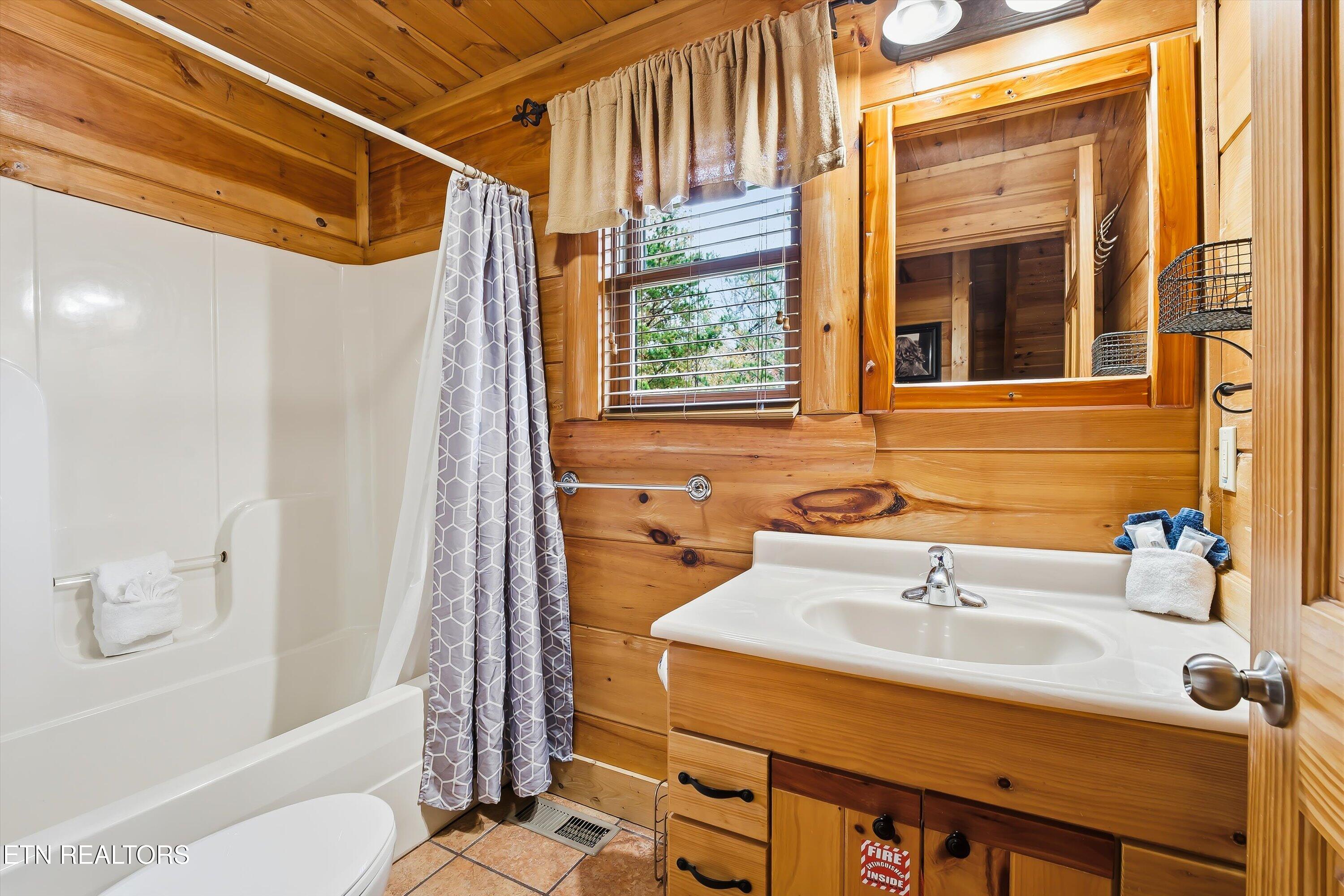 2752 Murray Ridge Road Sevierville, TN 37876 - Photo 18 of 34 18-2752 Murray Ridge Rd-18