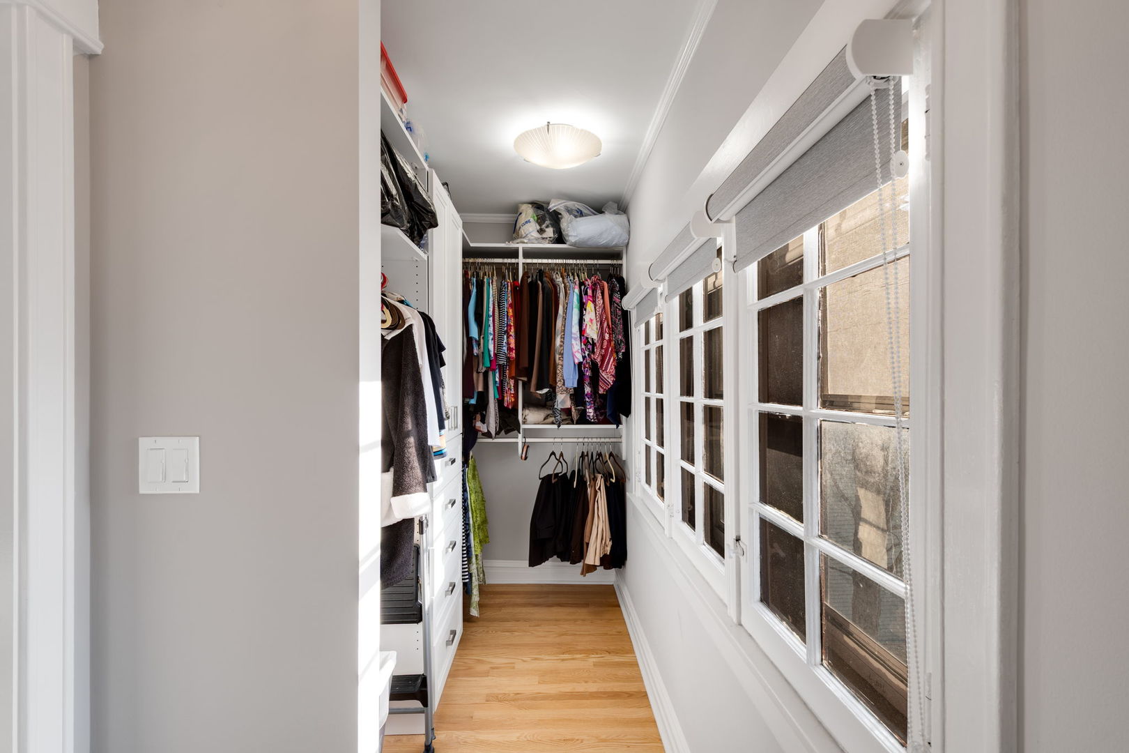 2509 Pioneer Road Evanston, IL 60201 - Photo 13 of 30