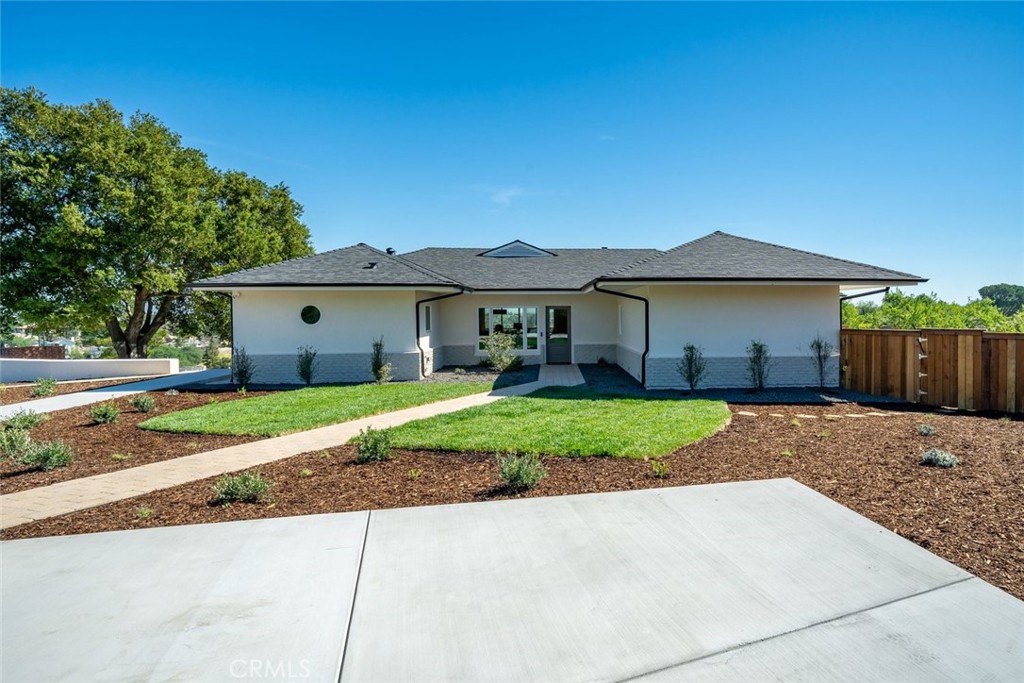 1026 Merry Hill Road Paso Robles, CA 93446 - Photo 5 of 66