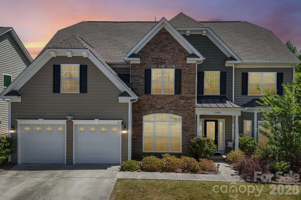 $669,900 | 2006 Topaz Plaza, Davidson, NC 28036