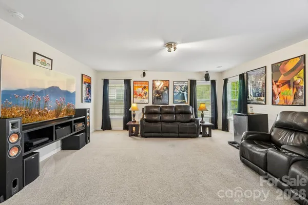 $669,900 | 2006 Topaz Plaza, Davidson, NC 28036