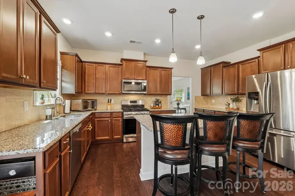$669,900 | 2006 Topaz Plaza, Davidson, NC 28036