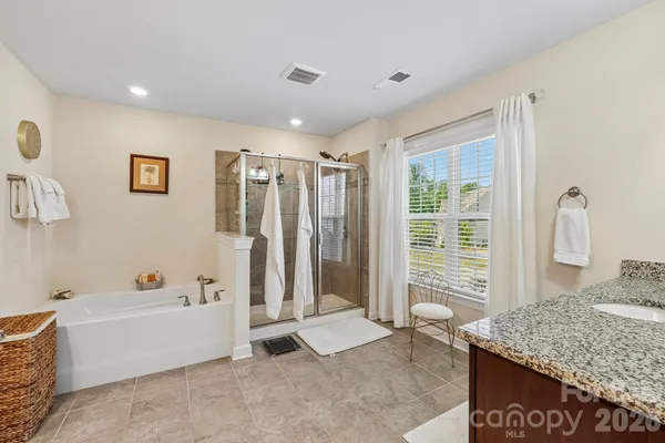 $669,900 | 2006 Topaz Plaza, Davidson, NC 28036