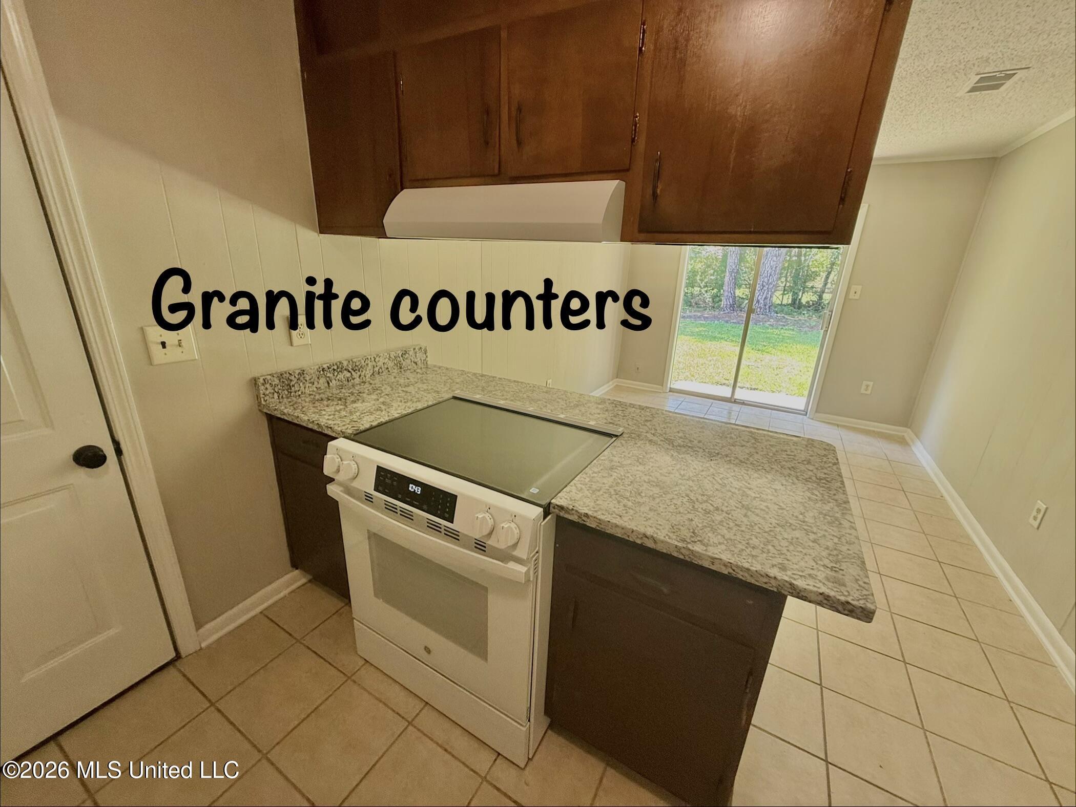 1605 Riverside Drive Gautier, MS 39553 - Photo 13 of 47 Kitchen 1