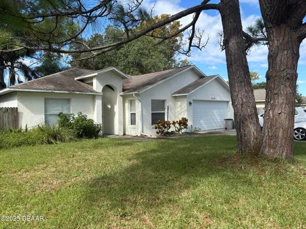 $2,500 | 4660 South Moon Trail, Port Orange, FL 32129
