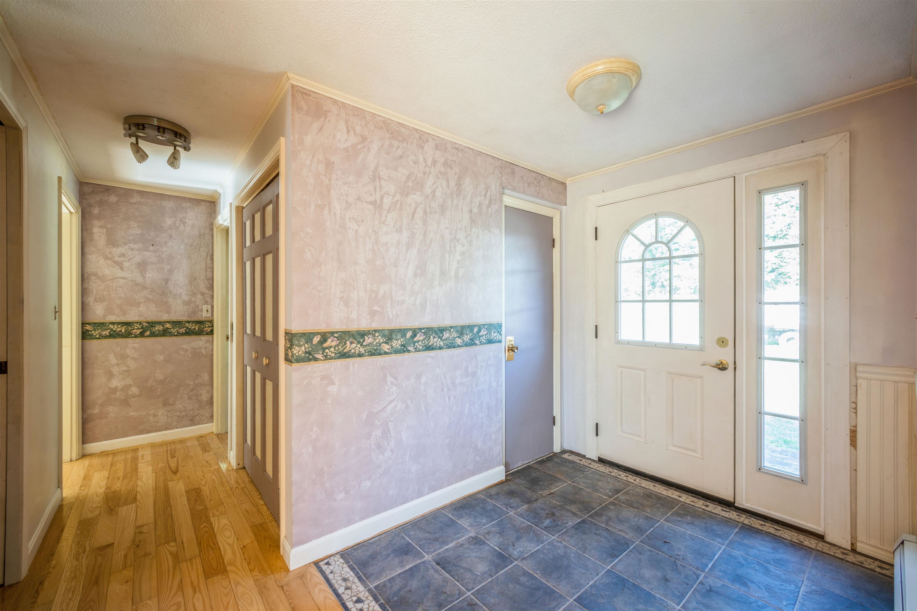 71 Grant Road Newmarket, NH 03857 - Photo 2 of 31 Gallery Image 2