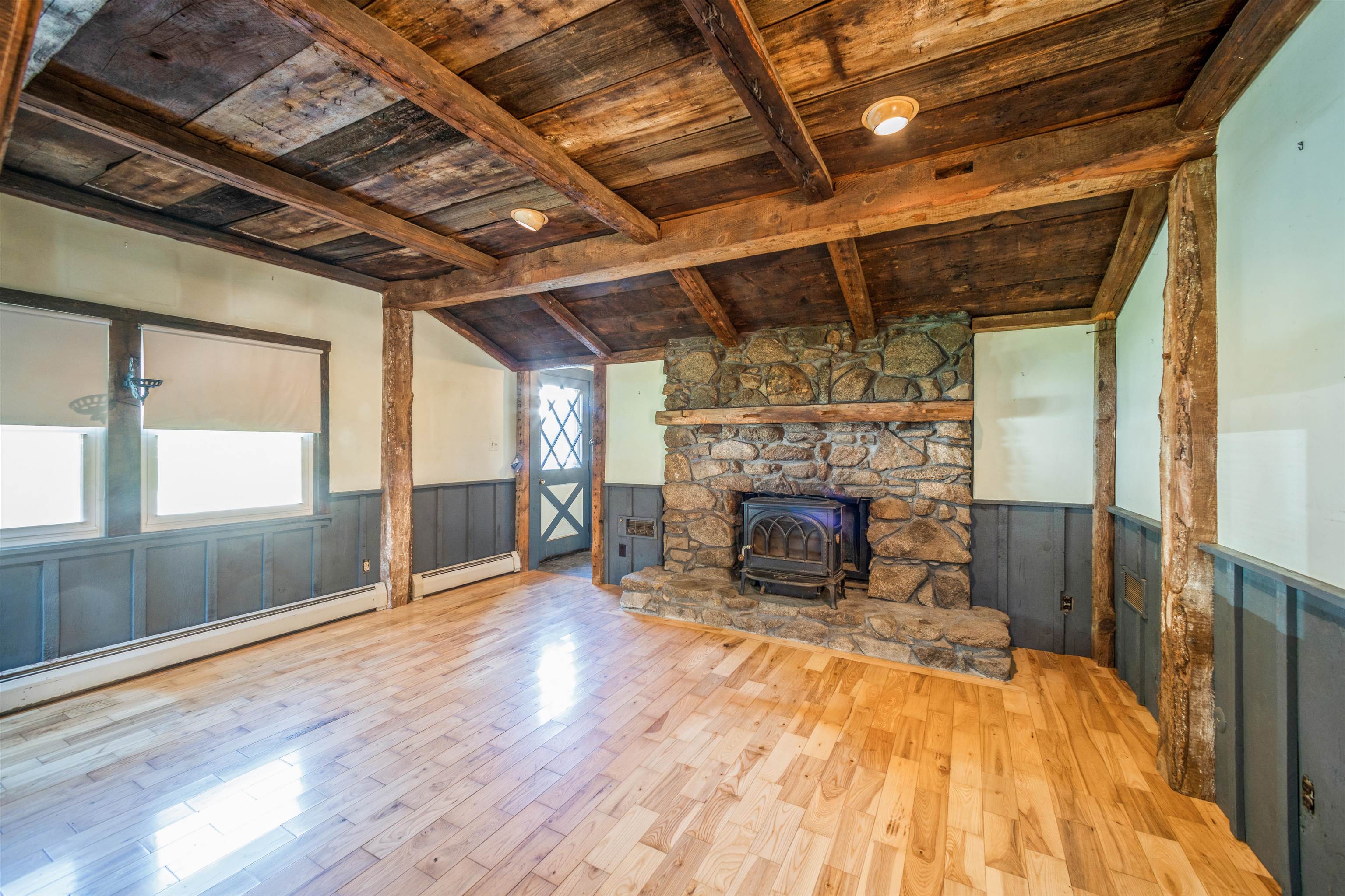71 Grant Road Newmarket, NH 03857 - Photo 6 of 31 Gallery Image 6