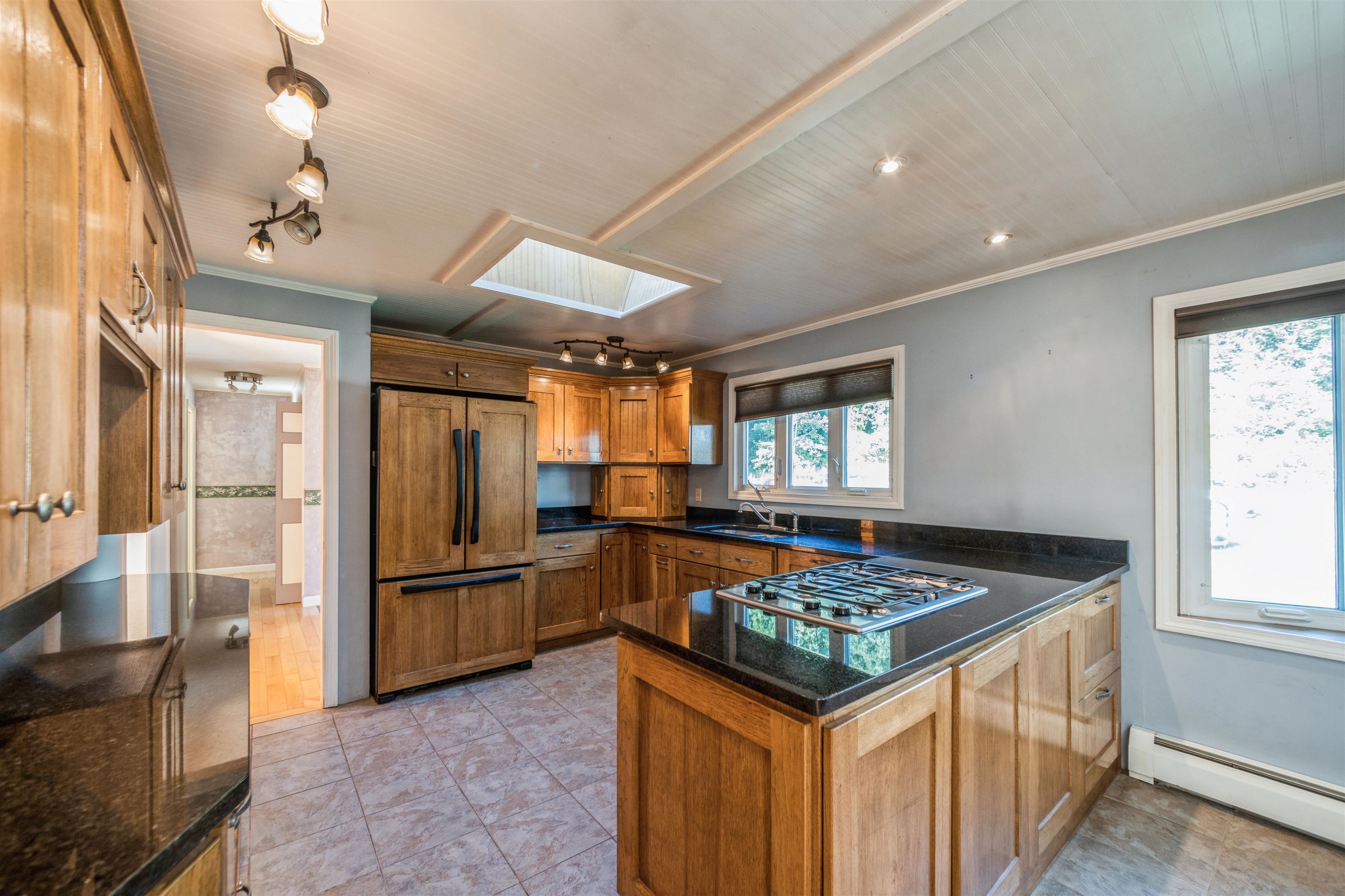 71 Grant Road Newmarket, NH 03857 - Photo 7 of 31 Gallery Image 7