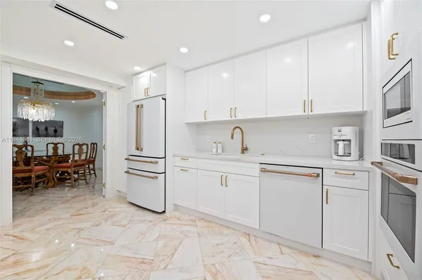 $11,900 | 10155 Collins Avenue, Unit 604, Bal Harbour, FL 33154