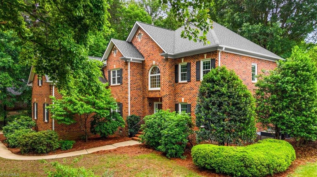 1789 Deer Run Court Oak Ridge, NC 27310 - Photo 3 of 48
