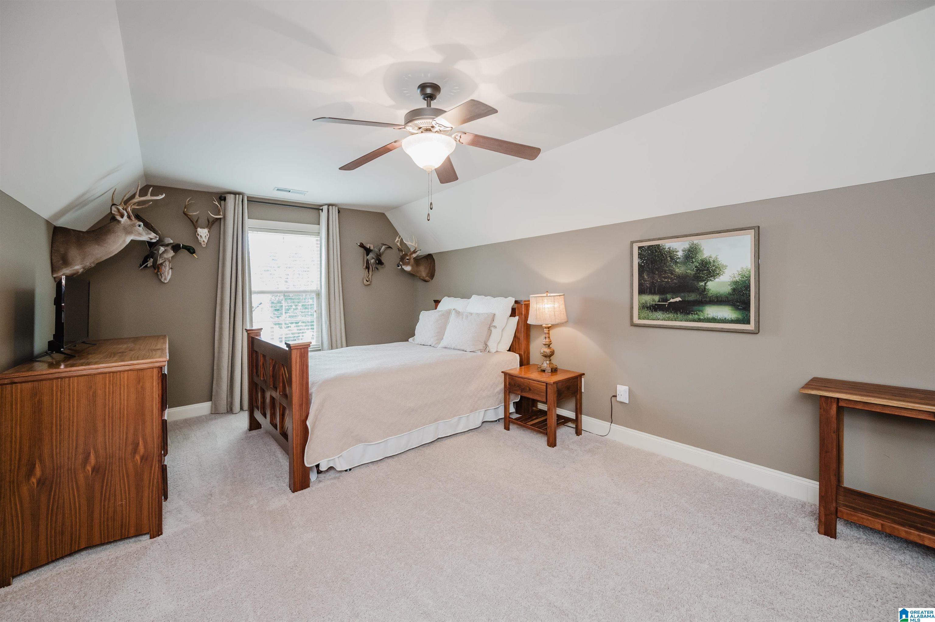 227 Dunrobin Cove Pelham, AL 35124 - Photo 17 of 54