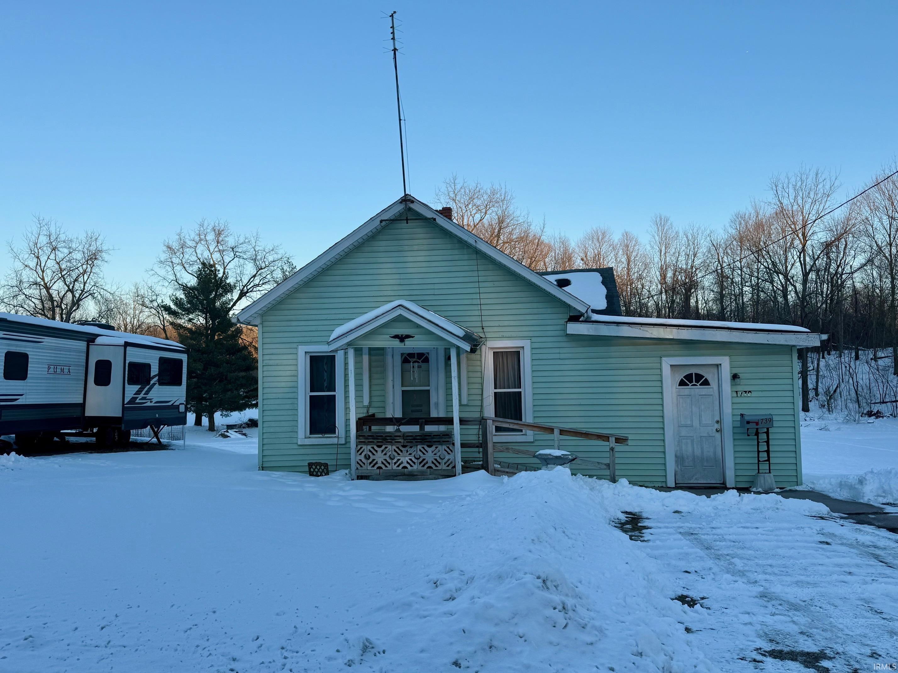 1739 Stults Road Huntington, IN 46750 - Photo 1 of 10 Gallery Image 1